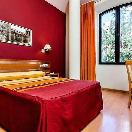 Ele Mirador De Santa Ana Otel 3*