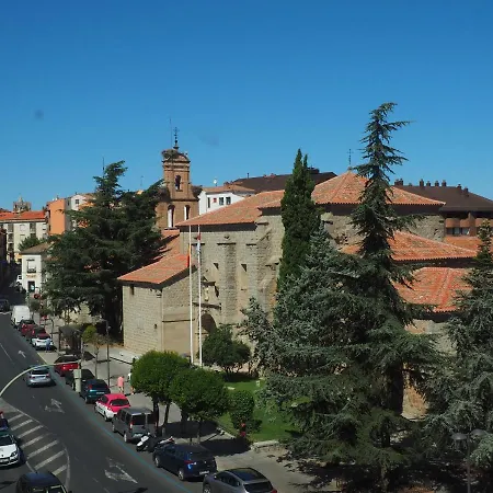 Ele Mirador De Santa Ana Otel