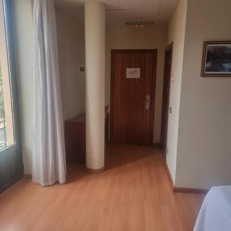 Ele Mirador De Santa Ana