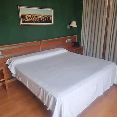 Hotel Ele Mirador De Santa Ana 3*