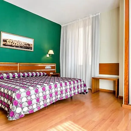 Hotel Ele Mirador De Santa Ana 3*