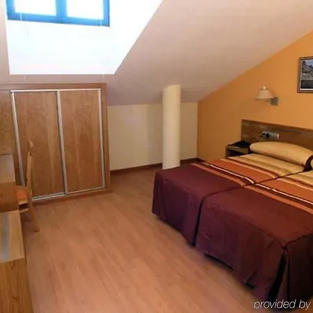 Ele Mirador De Santa Ana Otel