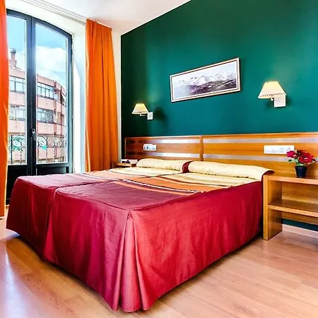 Otel Ele Mirador De Santa Ana 3*