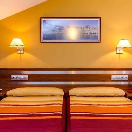 Otel Ele Mirador De Santa Ana 3*