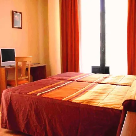 Ele Mirador De Santa Ana Avila