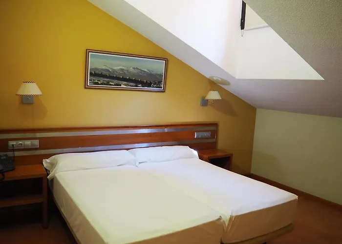 Ele Mirador De Santa Ana 3*